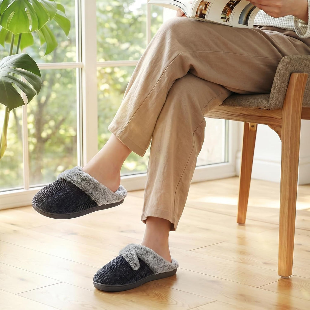 Slippers for Women Fuzzy House Slip on Indoor Outdoor Bedroom Furry Fleece Lined Ladies Comfy Memory Foam Female Home Shoes Anti-Skid Rubber Hard Sole